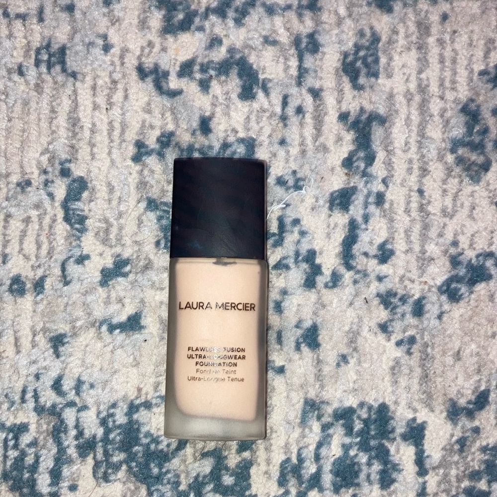 Laura mercier flawless fusion ultra-longwear Foundation